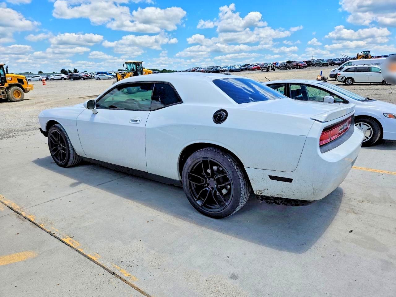 2010 Dodge Challenger Se - Фото 2
