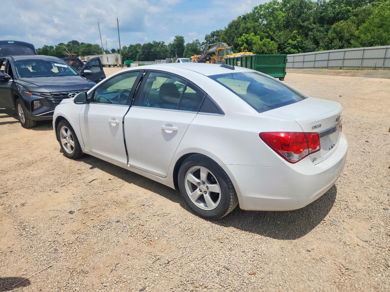 2016 Chevrolet Cruze Limited Lt - Image 2