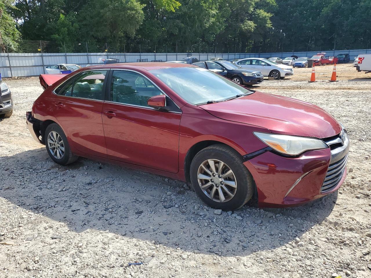 2015 Toyota Camry Le - Image 4