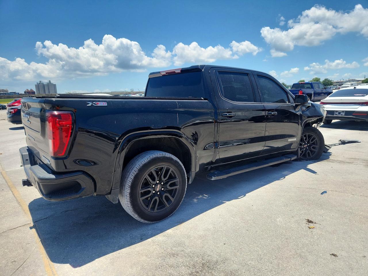 2021 GMC Sierra K1500 Elevation - Фото 3