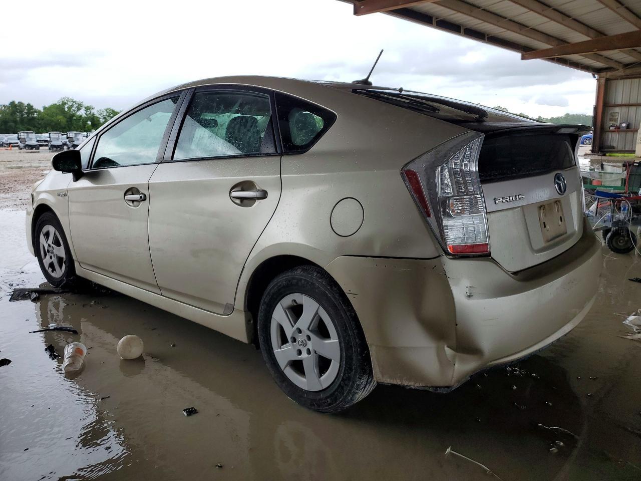 2010 Toyota Prius Iii - Фото 2