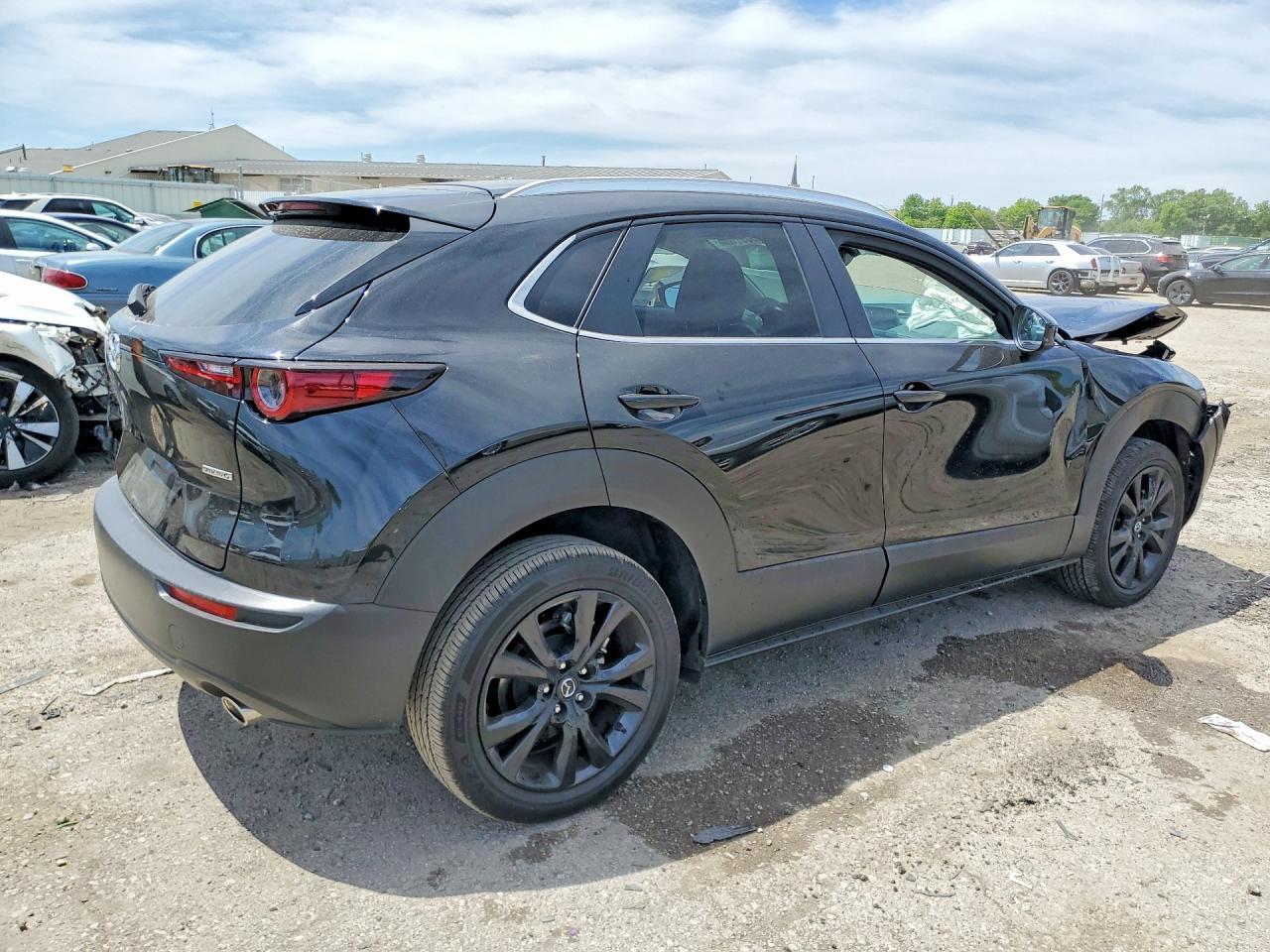 2025 Mazda Cx-30 Select - Image 3