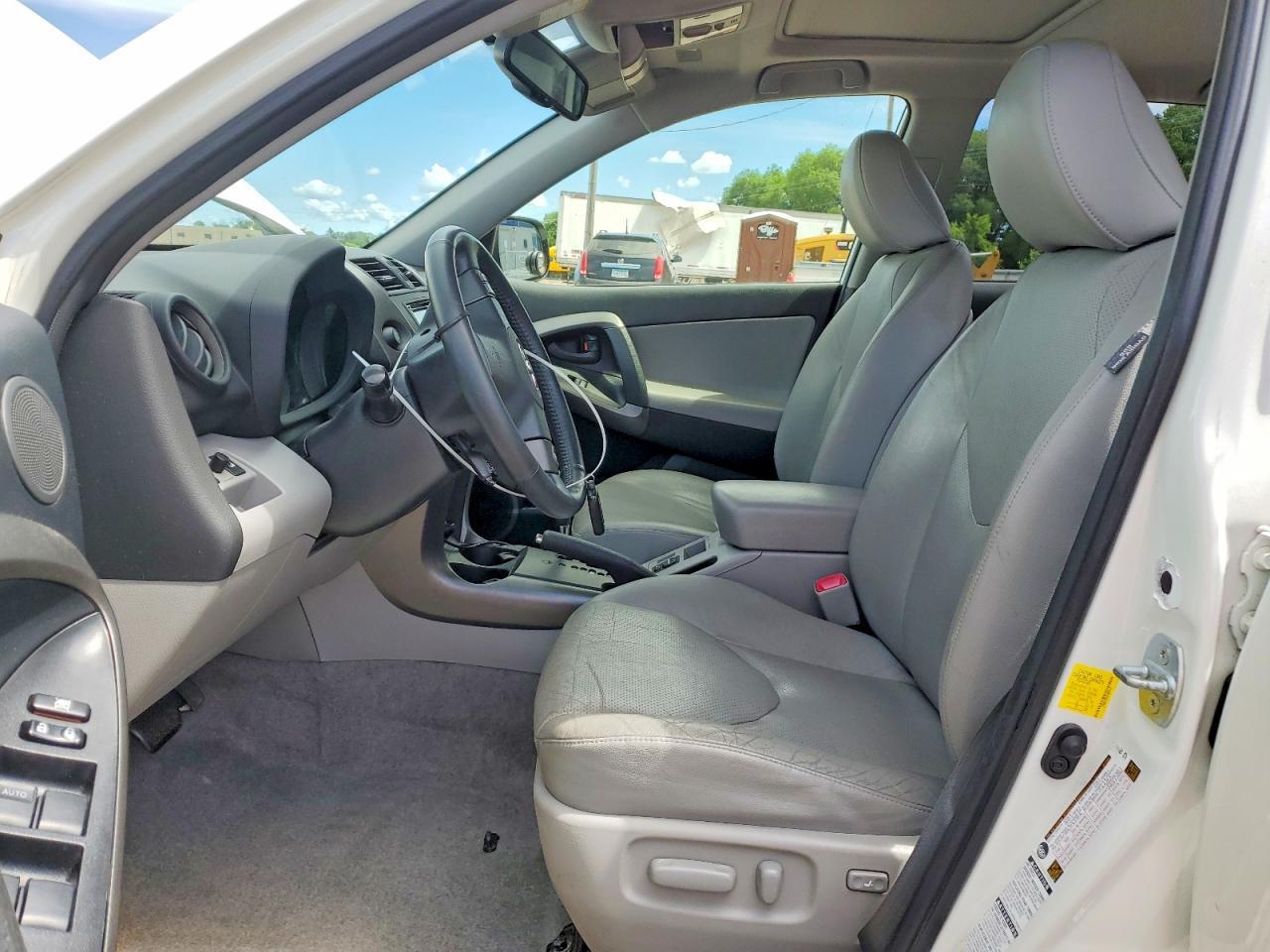 2012 Toyota Rav4 - Image 7