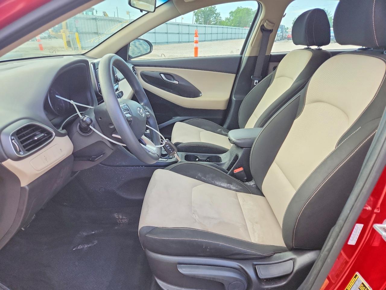 2018 Hyundai Elantra Gt Base - Фото 7