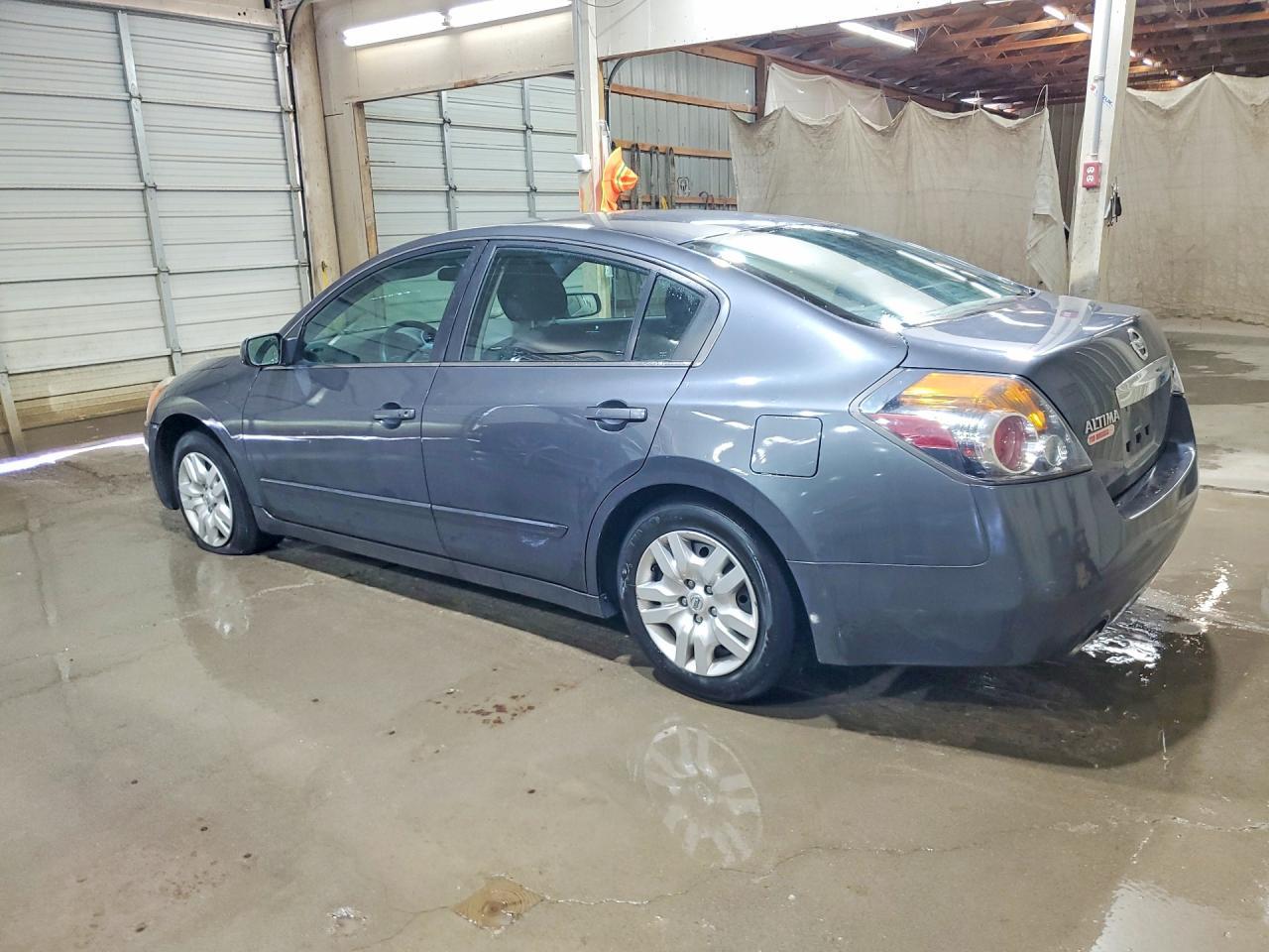 2012 Nissan Altima 2.5 - Фото 2