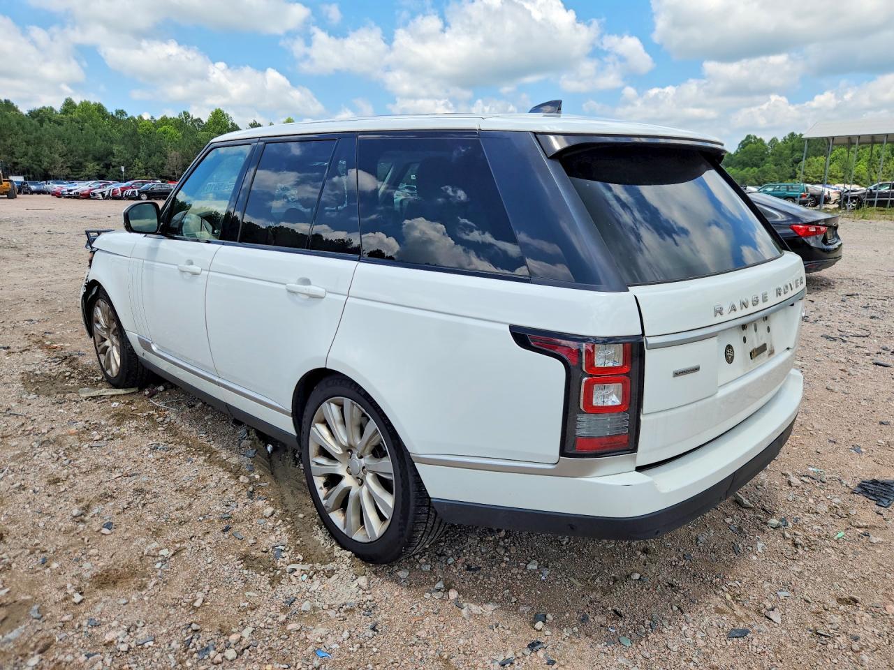 2017 Land Rover Range Rover Supercharged - Image 2