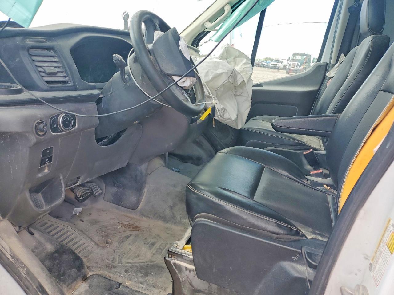 2021 Ford Transit 350 Delivery Van - Фото 7