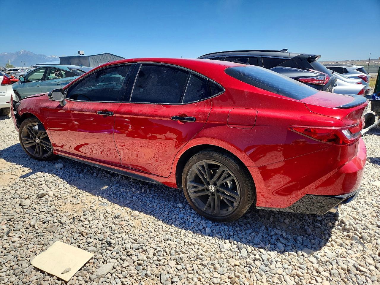 2026 Toyota Camry Nightshade - Фото 2