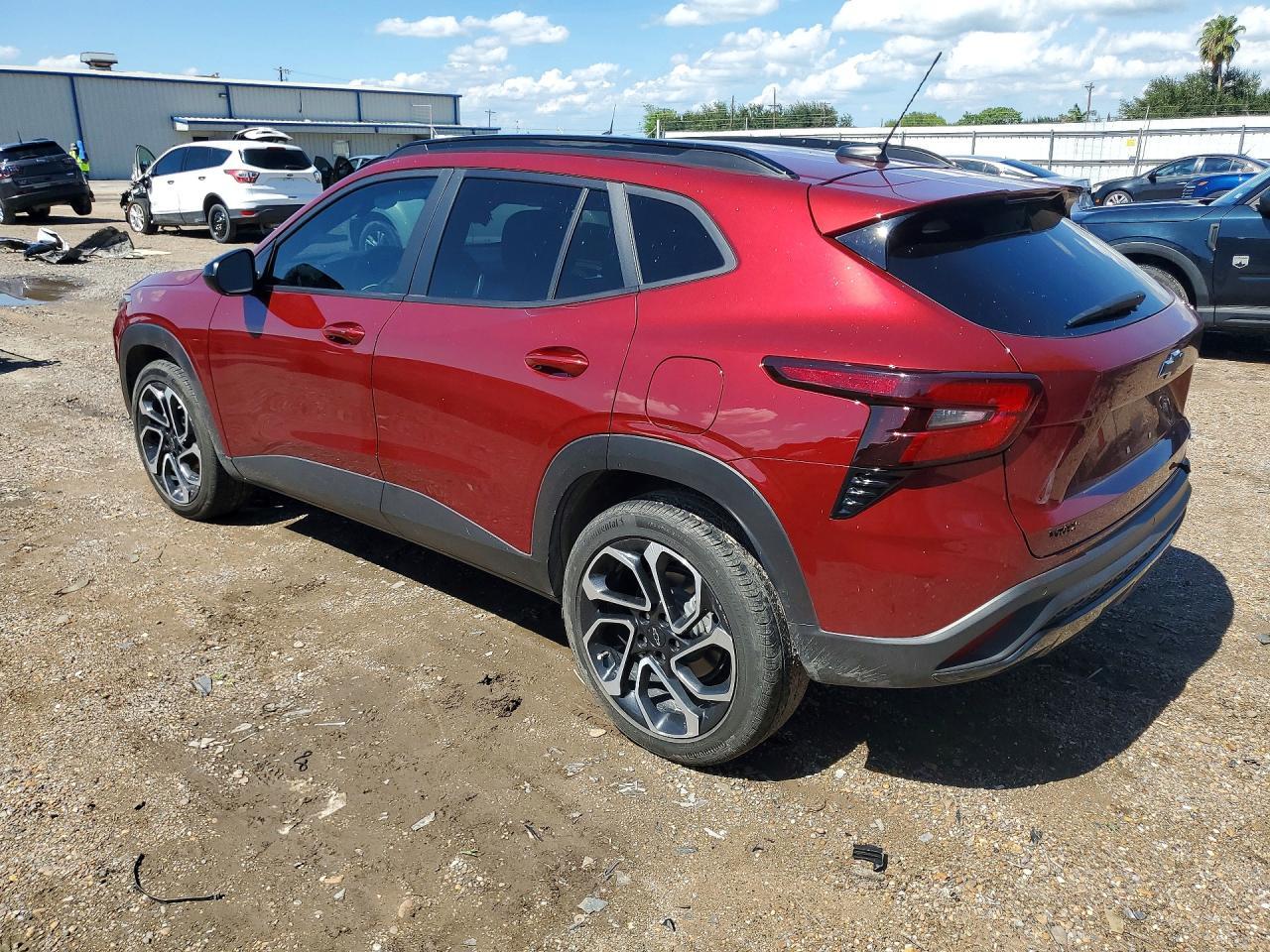 2025 Chevrolet Trax 2Rs - Image 2