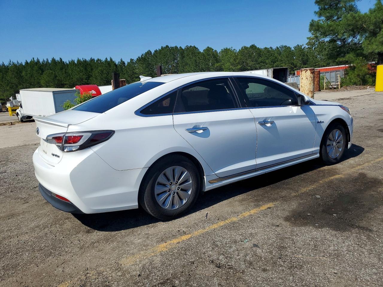 2017 Hyundai Sonata Hybrid Se - Image 3