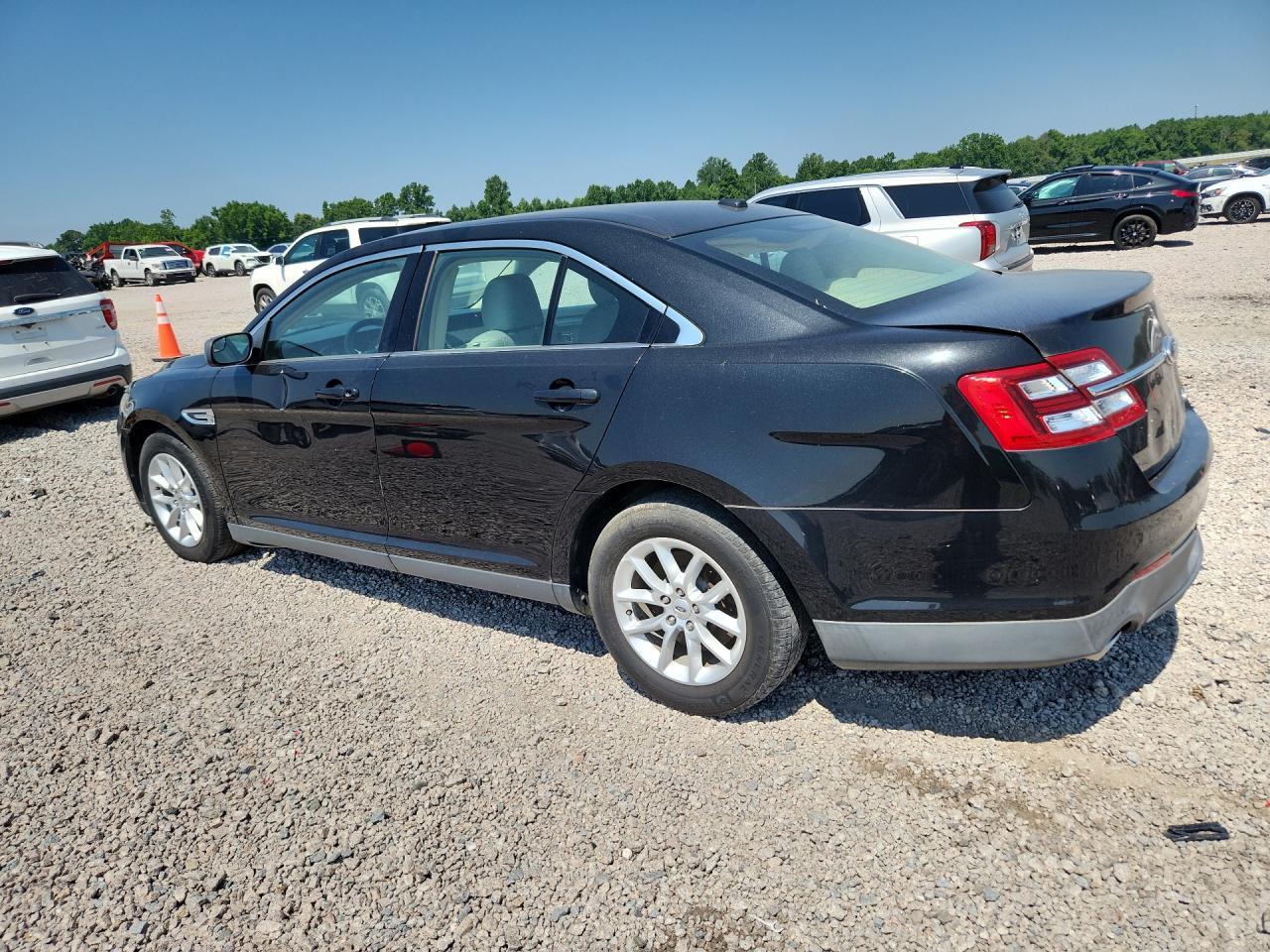 2013 Ford Taurus Se - Фото 2