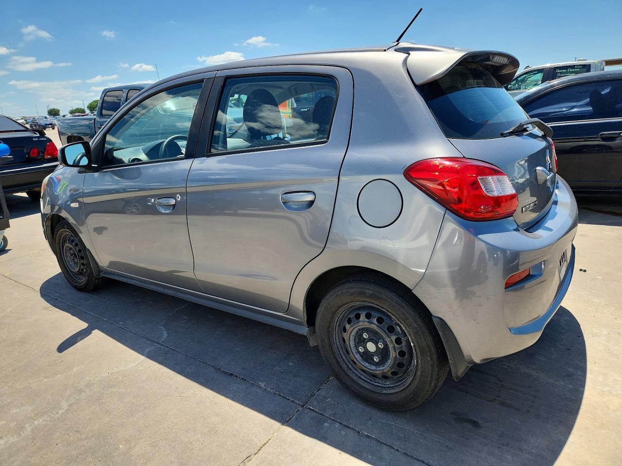 2019 Mitsubishi Mirage Es - Image 2