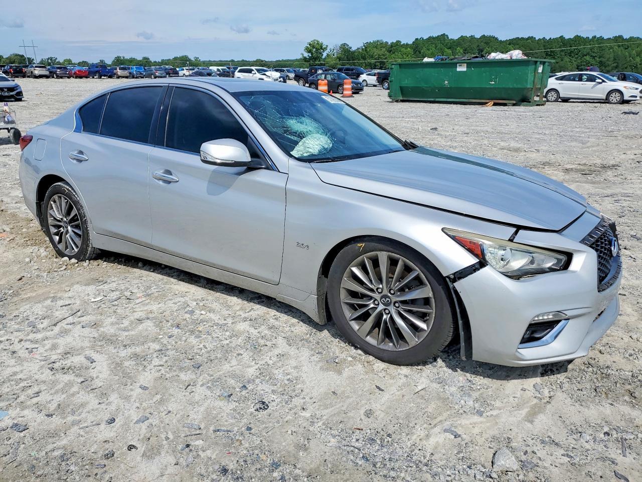 2018 Infiniti Q50 3.0T Luxe - Фото 4