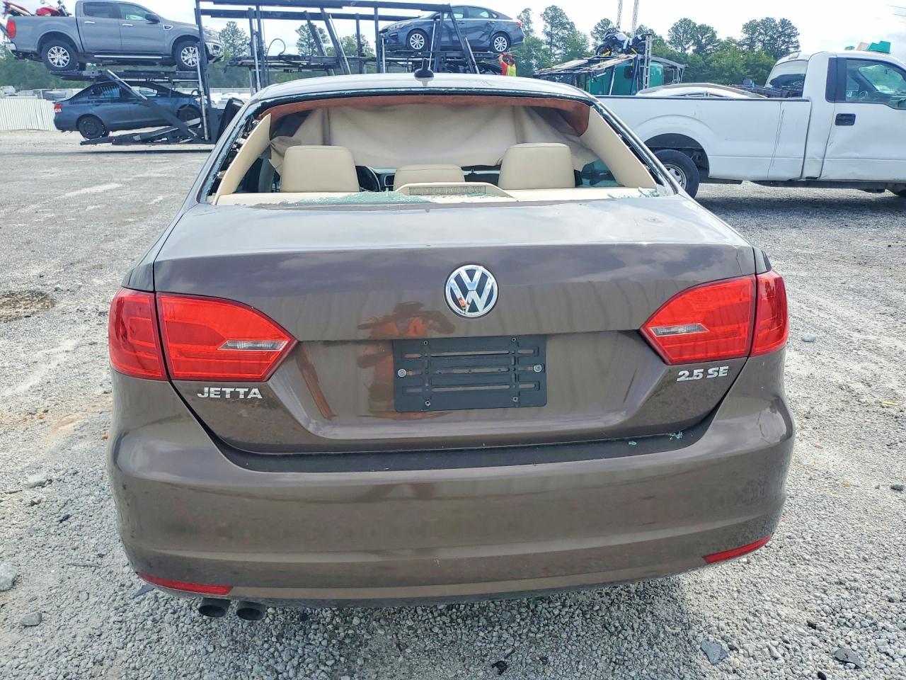 2012 Volkswagen Jetta Se - Фото 6