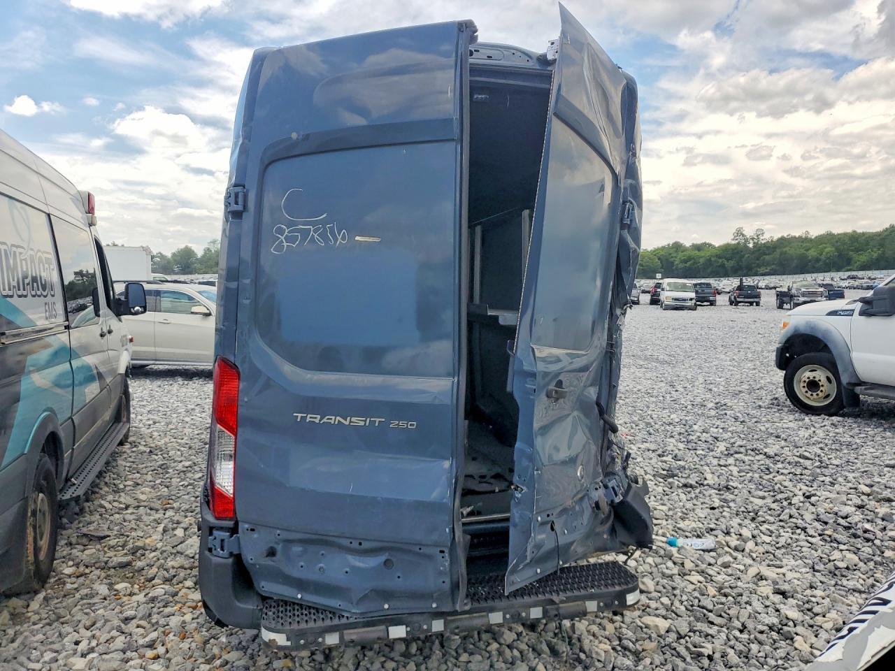 2021 Ford Transit 250 Delivery Van - Image 6