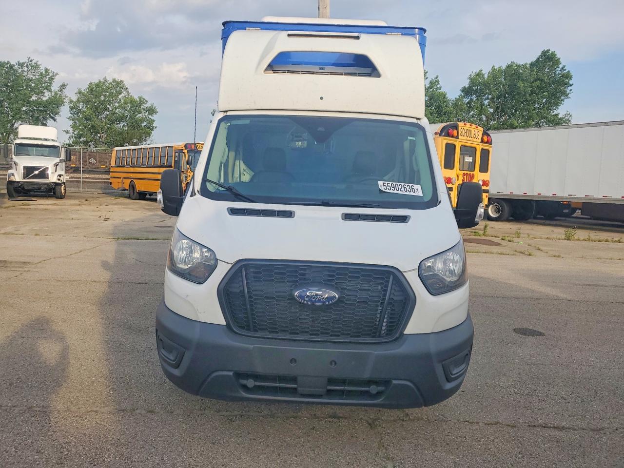 2023 Ford Transit Delivery Truck - Фото 5