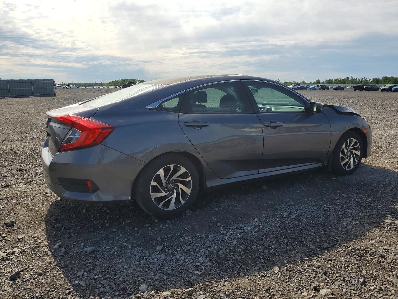2018 Honda Civic Ex - Image 3