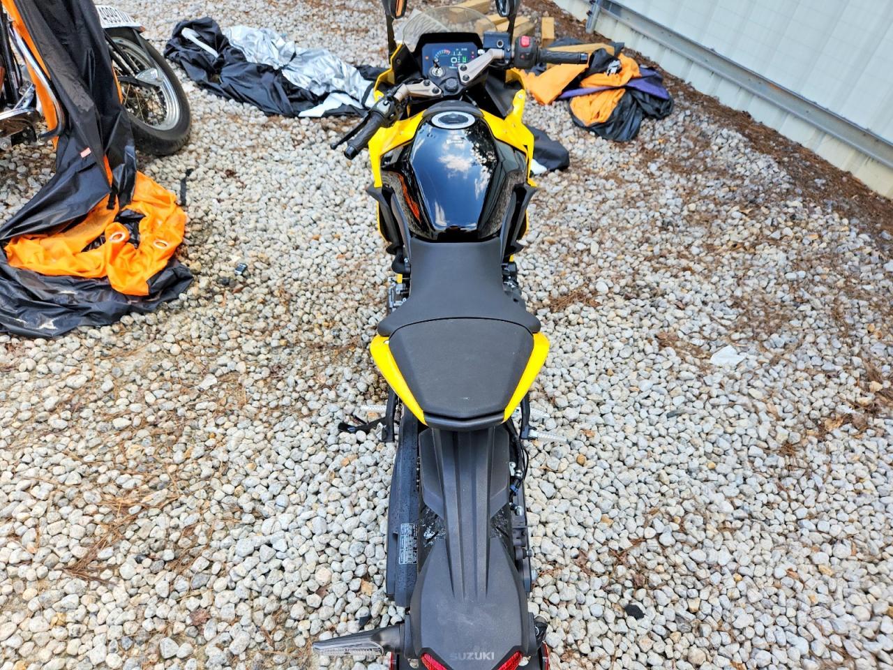 2024 Suzuki Gsx800 F - Фото 6