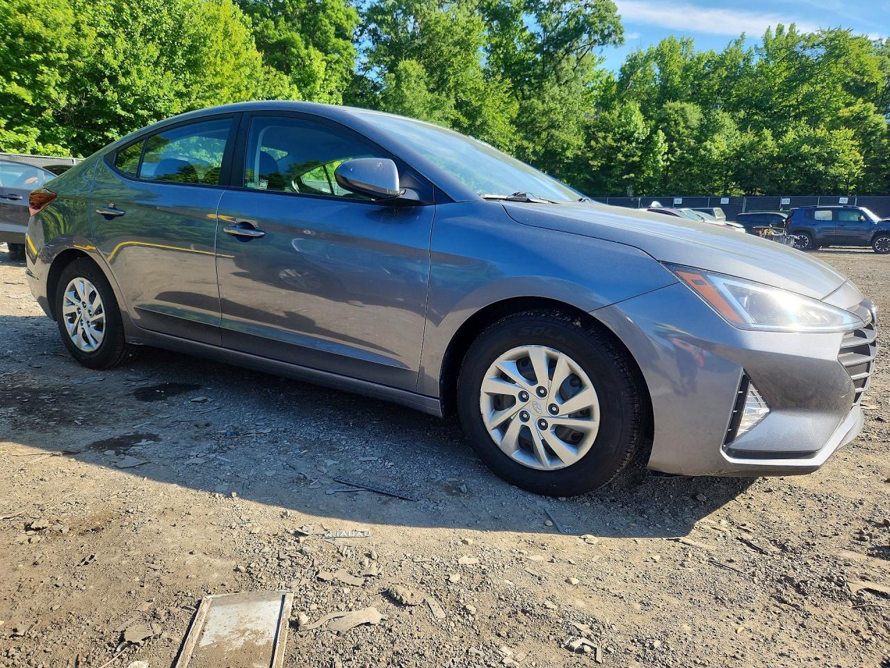 2019 Hyundai Elantra Se - Фото 4