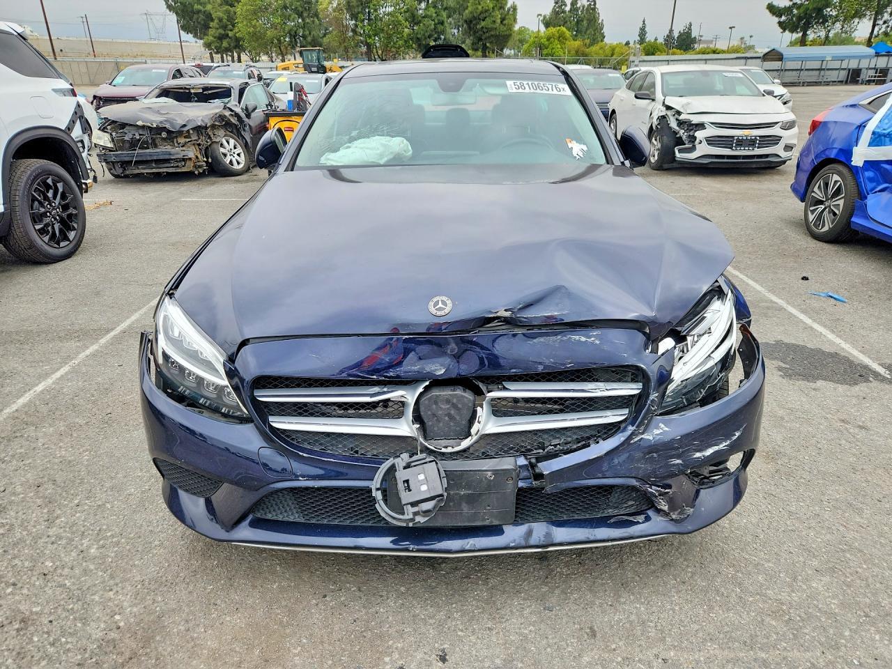 2019 Mercedes-Benz C 300 - Фото 5