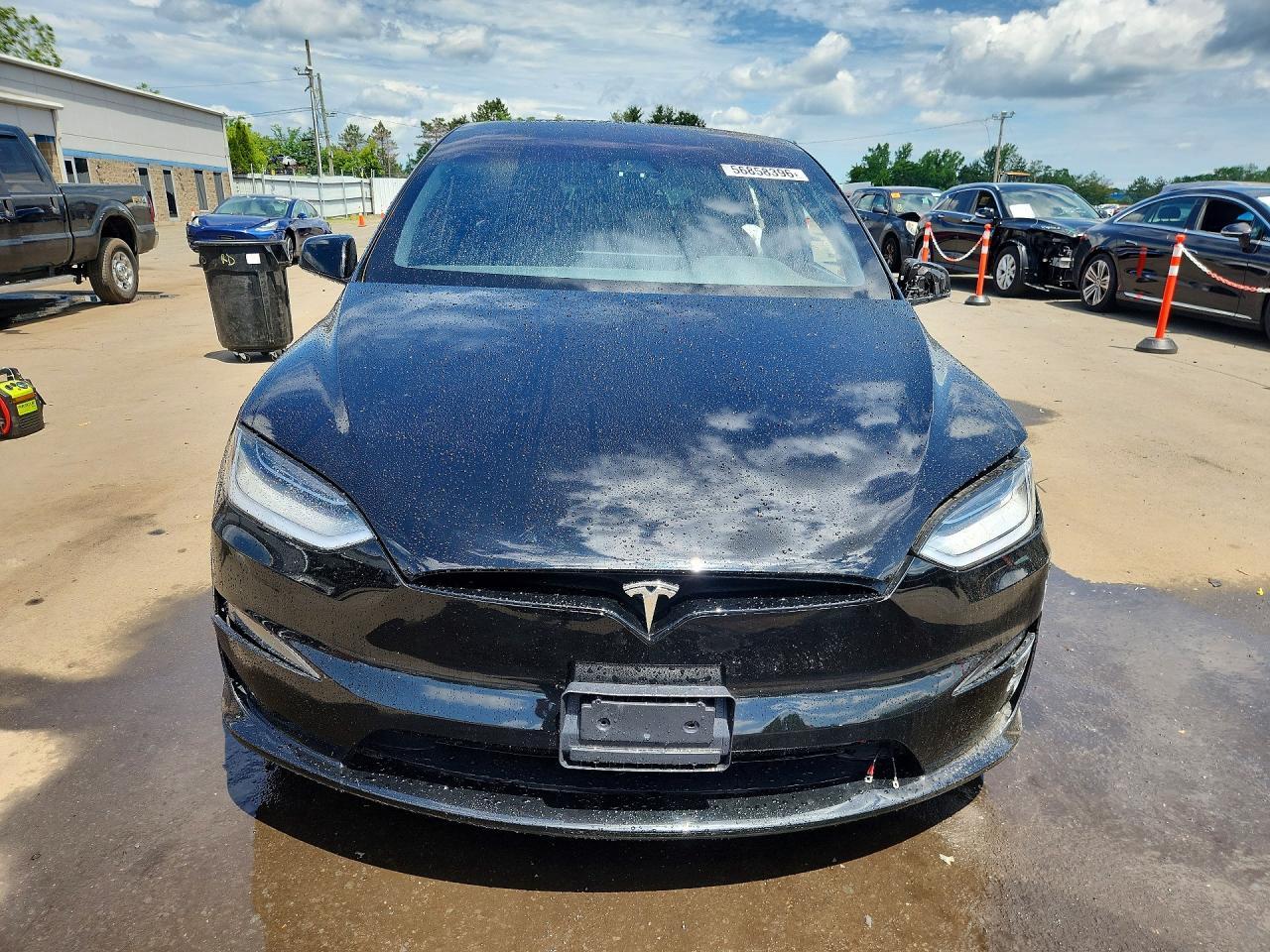 2023 Tesla Model X - Image 5