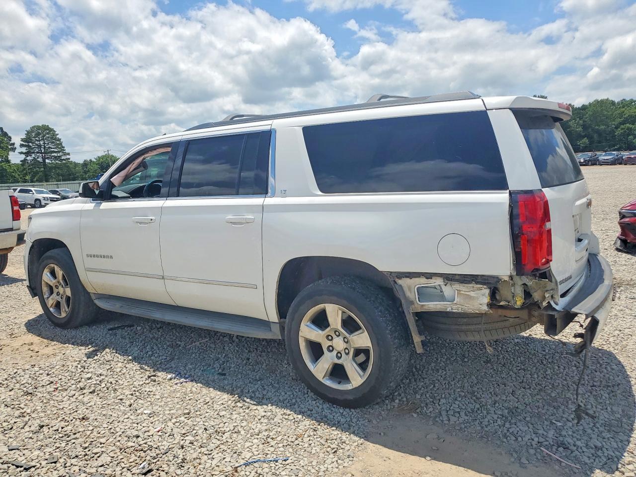 2015 Chevrolet Suburban C1500 Lt - Фото 2