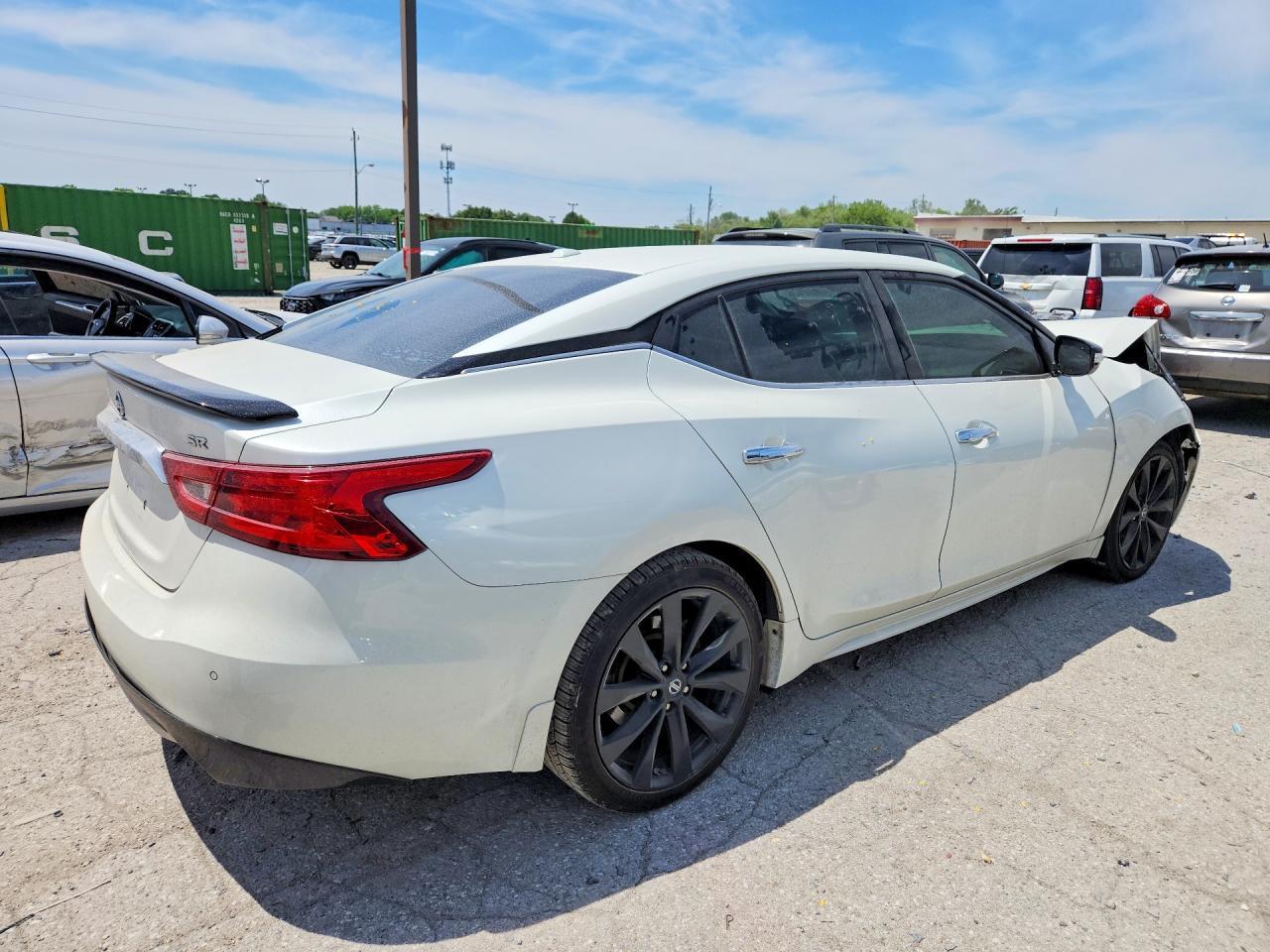 2017 Nissan Maxima 3.5 Sr - Image 3