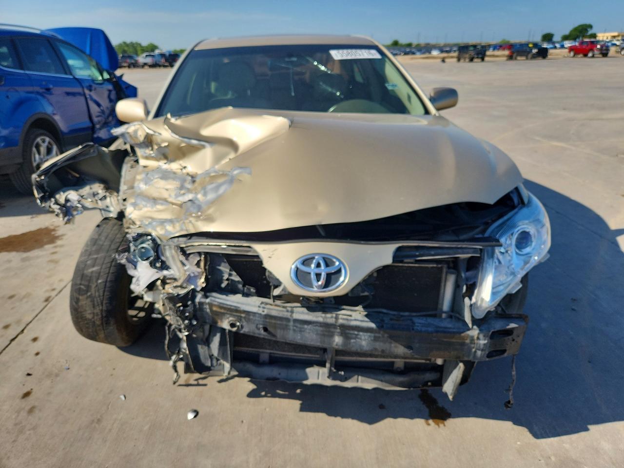 2010 Toyota Camray - Image 5