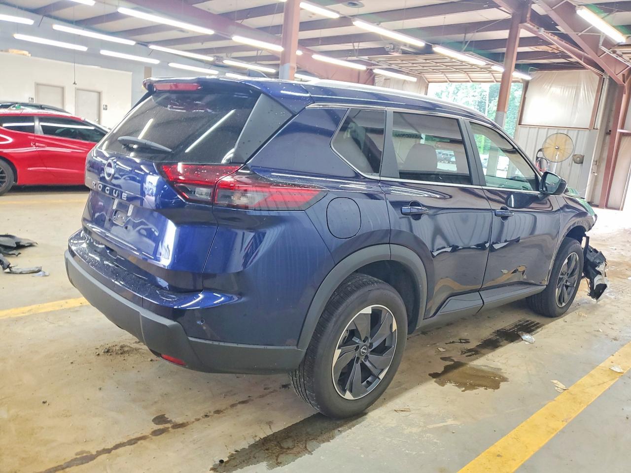 2025 Nissan Rogue - Фото 3