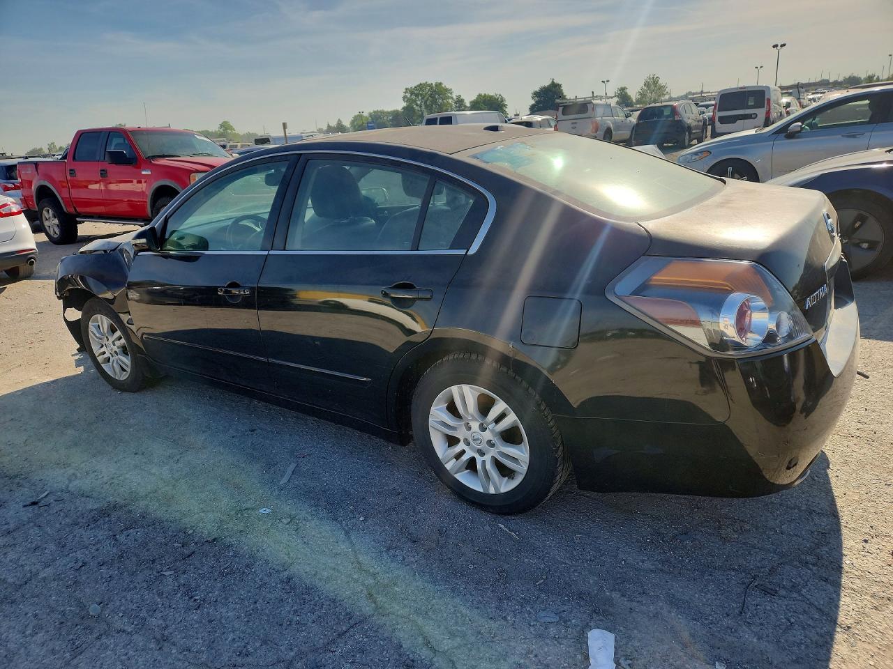 2012 Nissan Altima 2.5 - Фото 2