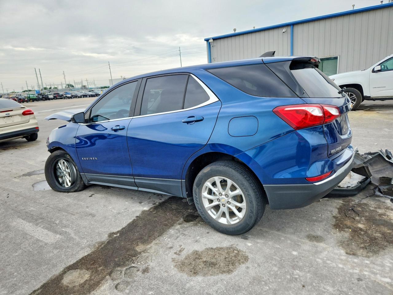 2021 Chevrolet Equinox Lt - Image 2