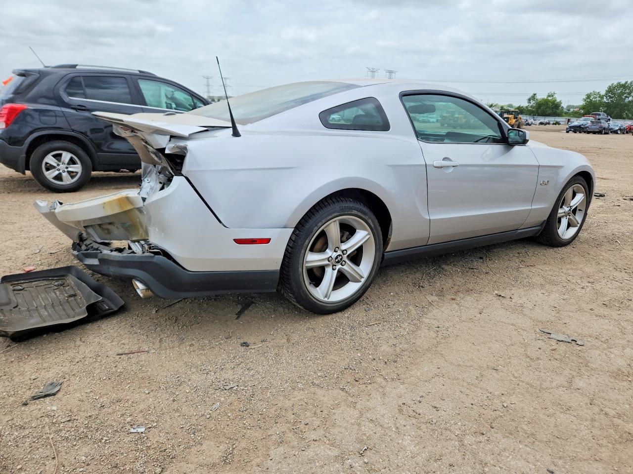 2012 Ford Mustang Gt - Фото 3