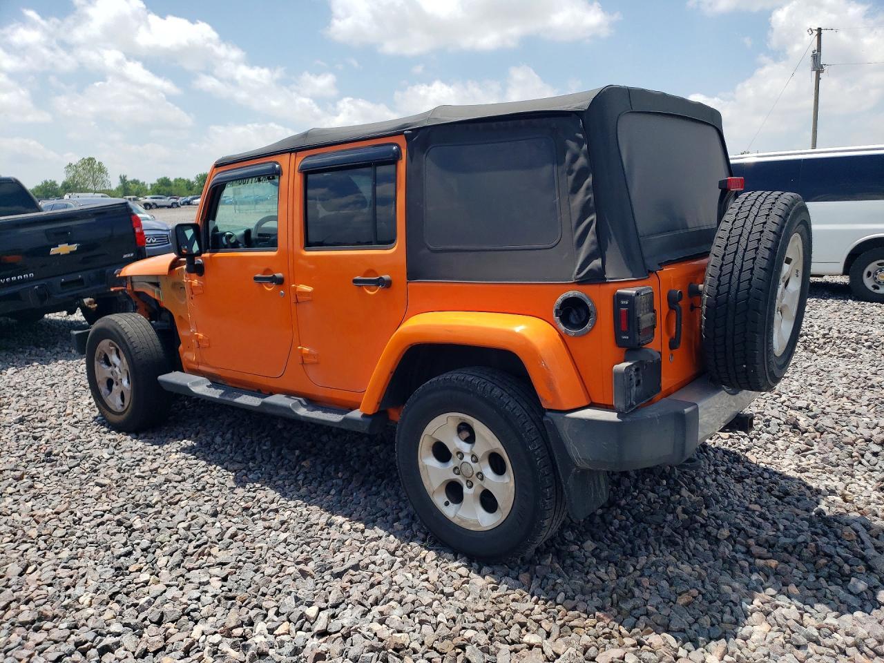 2013 Jeep Wrangler Unlimited Sahara - Фото 2