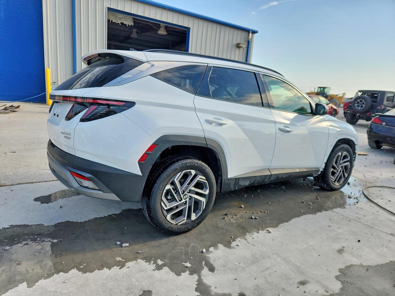 2025 Hyundai Tucson Limited - Image 3
