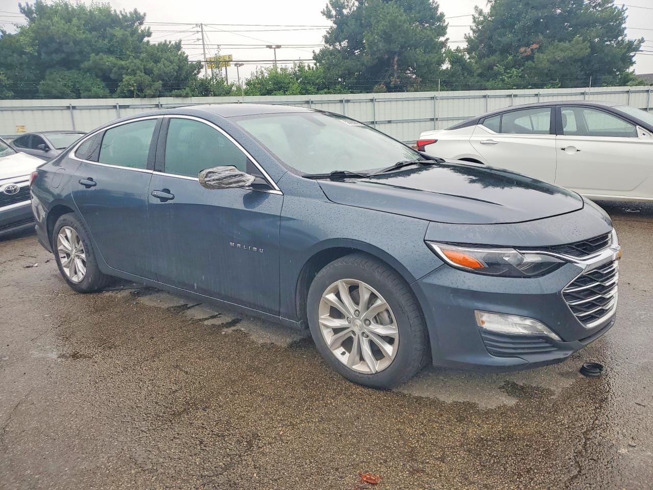 2020 Chevrolet Malibu Lt - Image 4