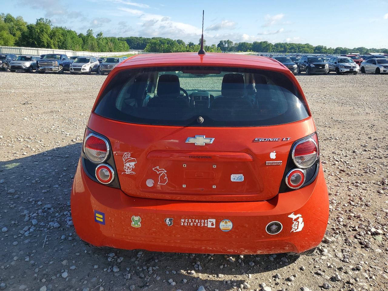 2013 Chevrolet Sonic Lt - Фото 6