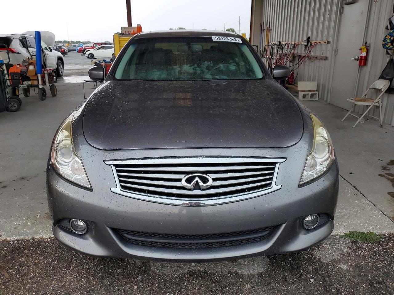 2015 Infiniti Q40 Base - Фото 5