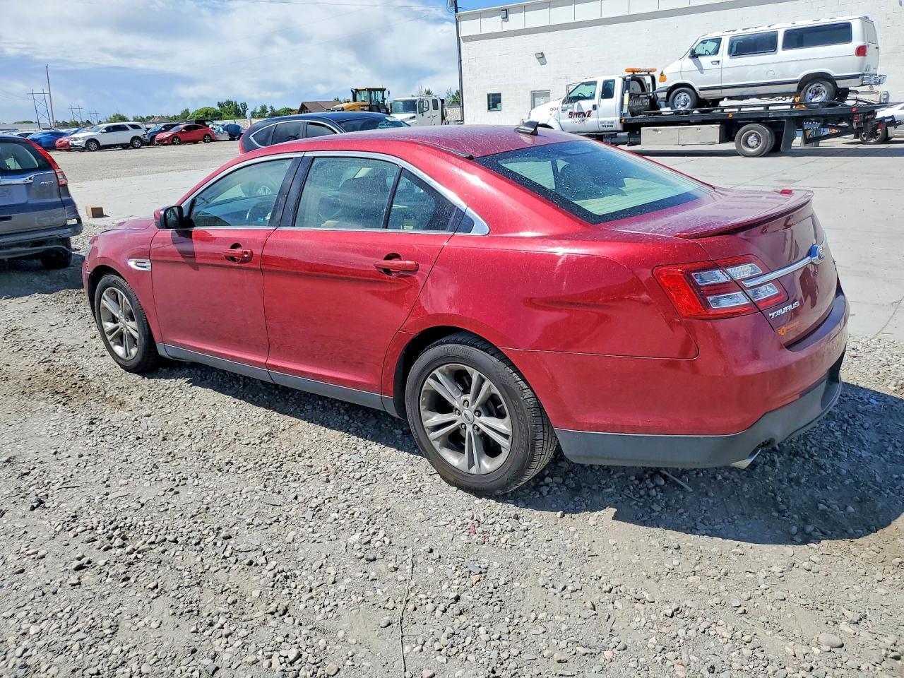 2016 Ford Taurus Sel - Image 2