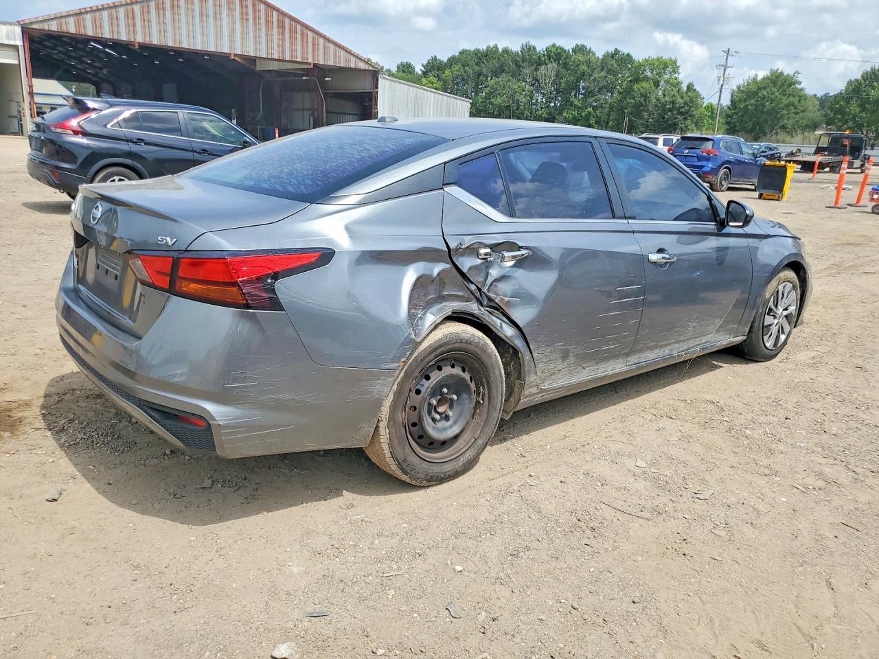 2020 Nissan Altima S - Image 3