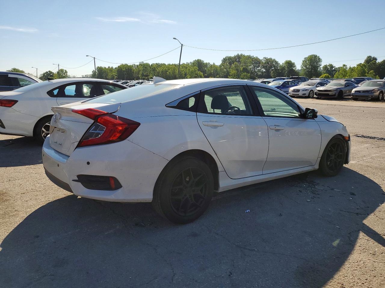 2016 Honda Civic - Фото 3