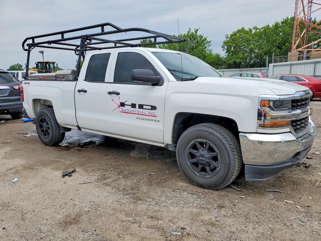 2018 Chevrolet Silverado K1500 - Image 4