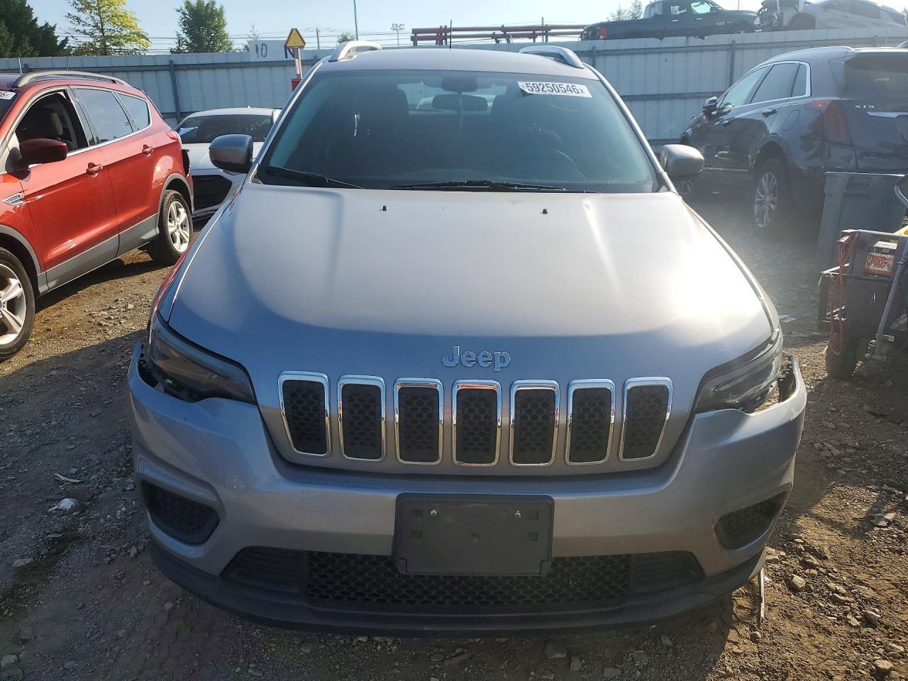 2020 Jeep Cherokee Latitude - Фото 5