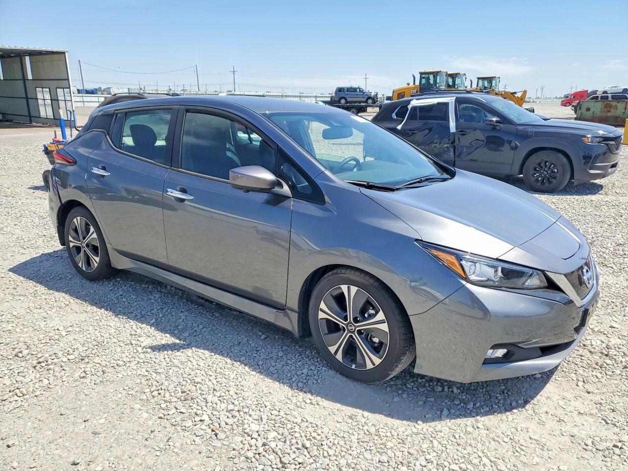 2021 Nissan Leaf Sv - Image 4