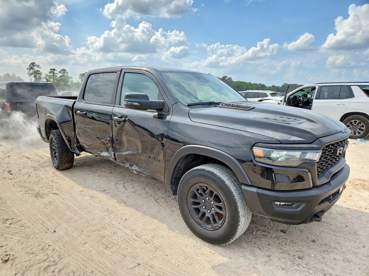 2025 Ram 1500 Rebel - Фото 4
