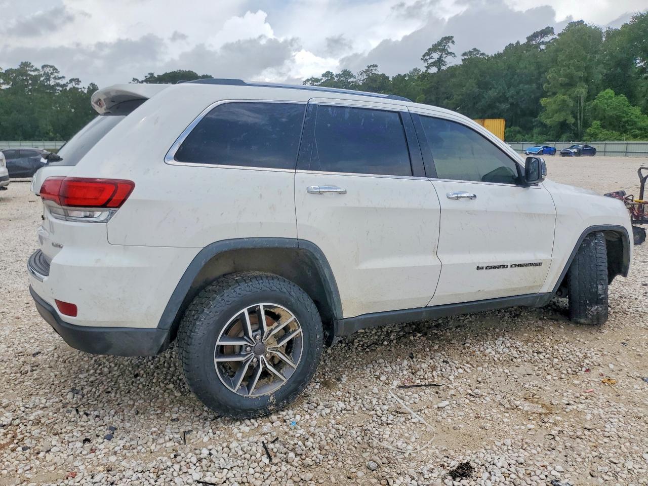 2022 Jeep Grand Cherokee Limited - Image 3