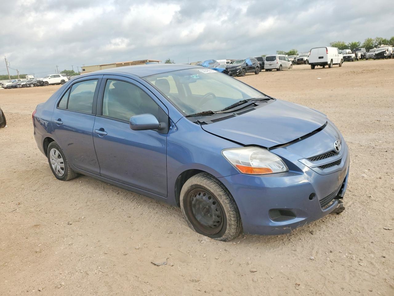 2008 Toyota Yaris Base - Фото 4
