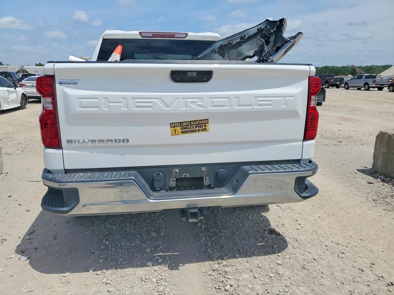 2020 Chevrolet Silverado K1500 - Фото 6