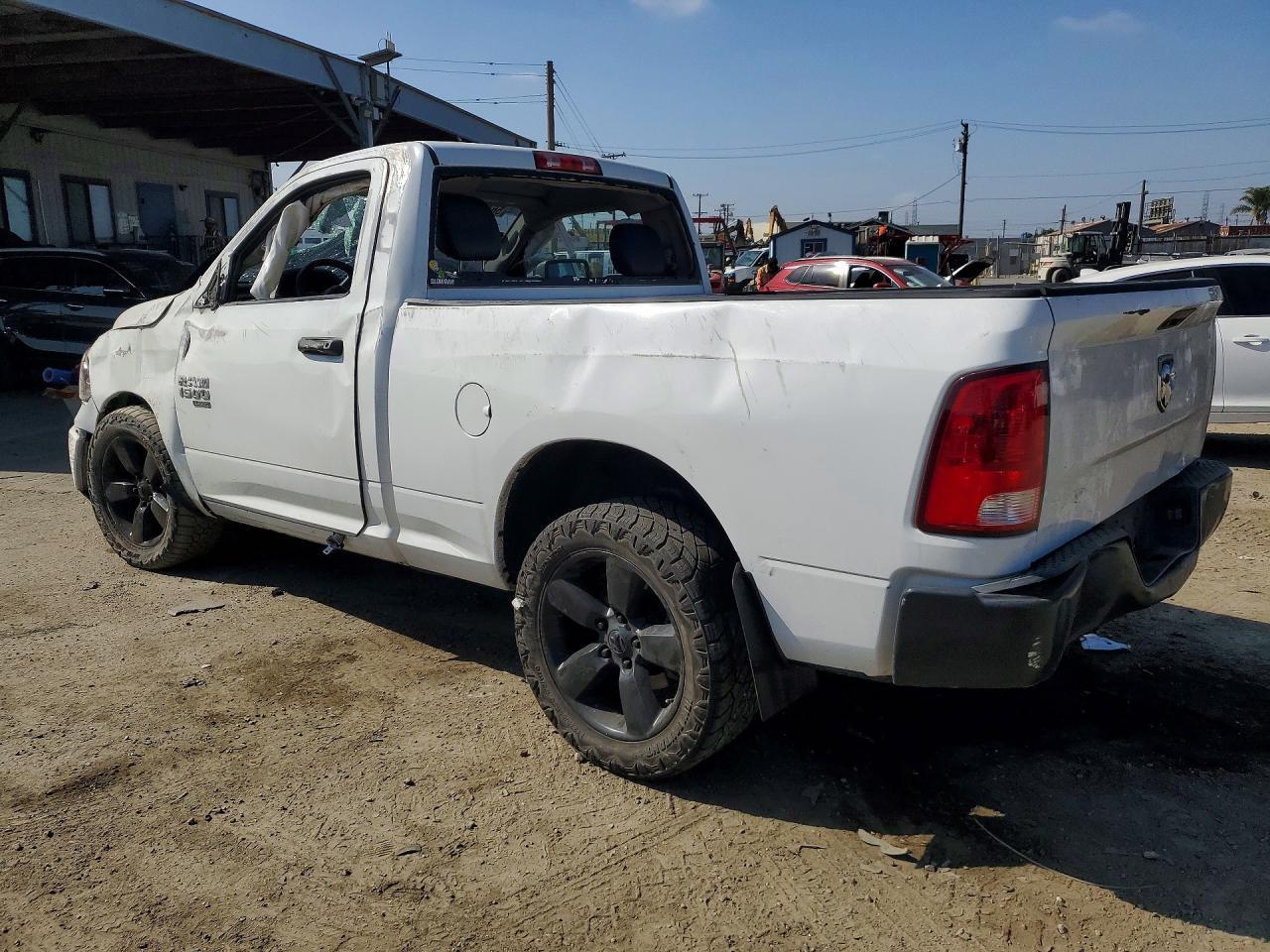2021 Ram 1500 Classic Tradesman - Фото 2