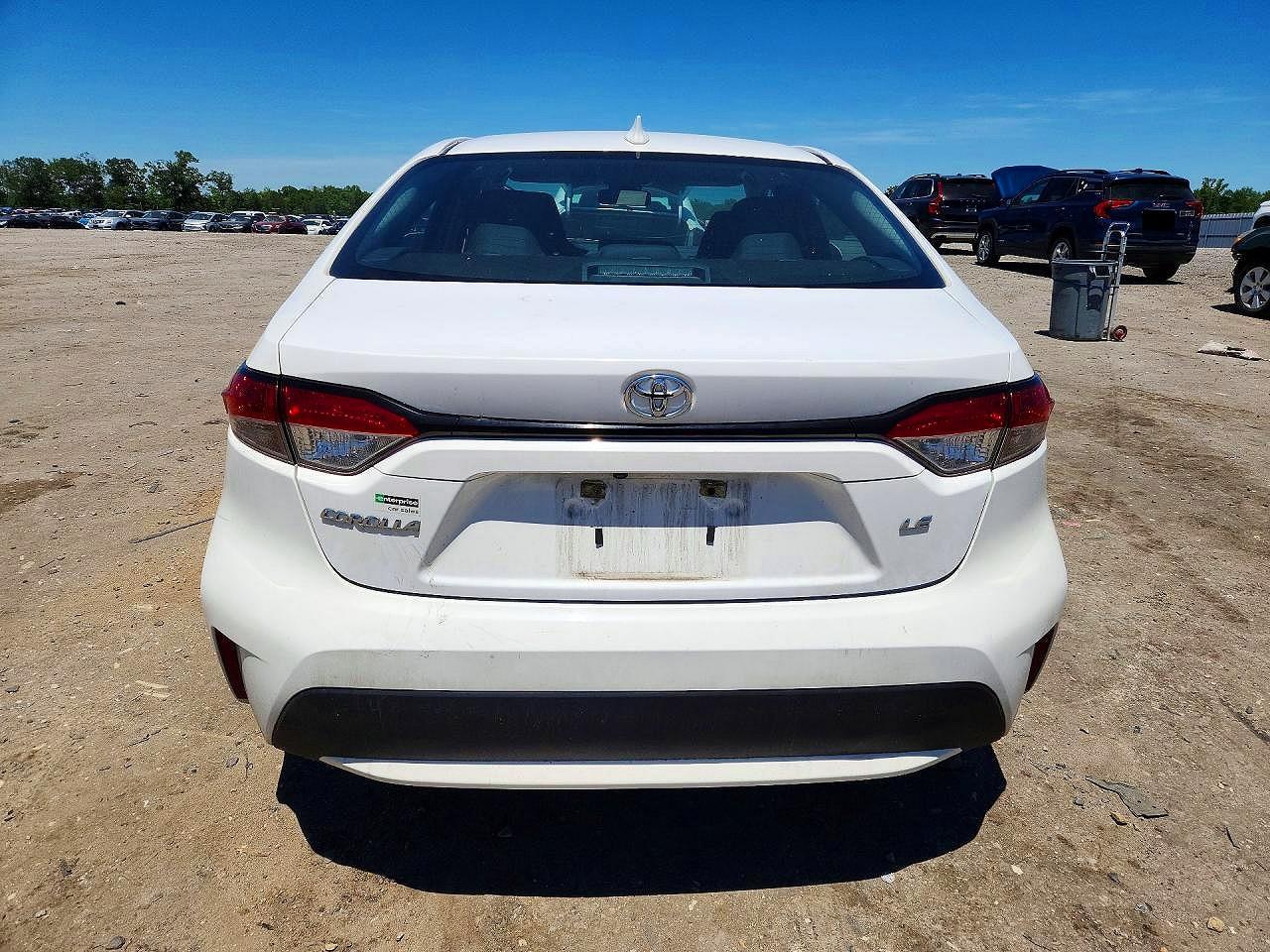 2022 Toyota Corolla Le - Image 6