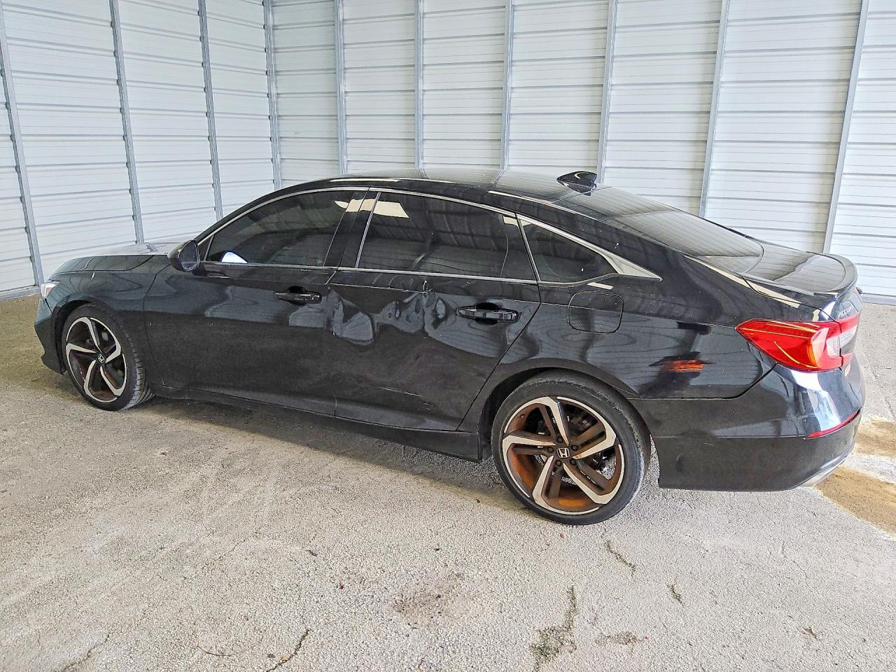 2021 Honda Accord Sport - Фото 2